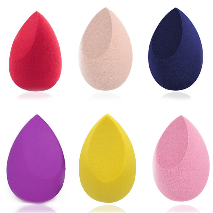 Beauty Blender makeup sponge